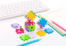 Charger l&#39;image dans la galerie, Taille-crayons « Puzzle » ! ♣