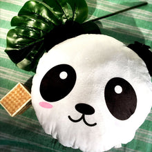 Charger l&#39;image dans la galerie, Coussin &quot;Panda&quot; _ ♣
